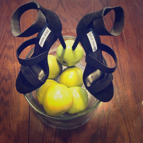 Steve Madden Shoes - Steve Madden Carina